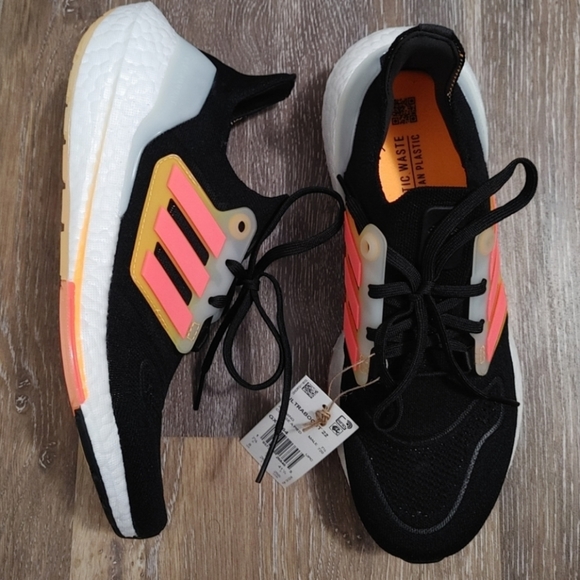 Adidas Ultraboost 22 main image 7